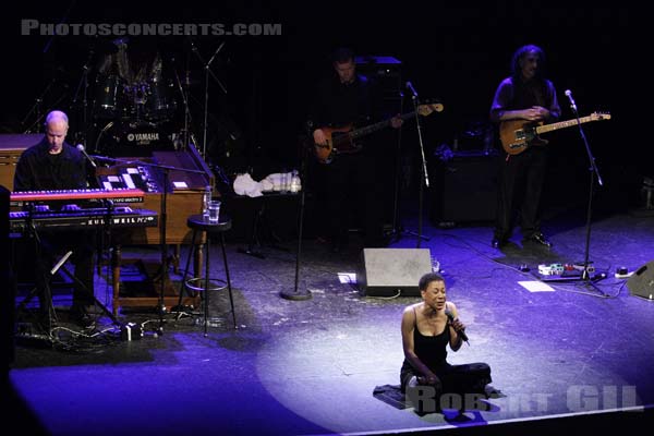 BETTYE LAVETTE - 2006-05-12 - PARIS - La Cigale - 